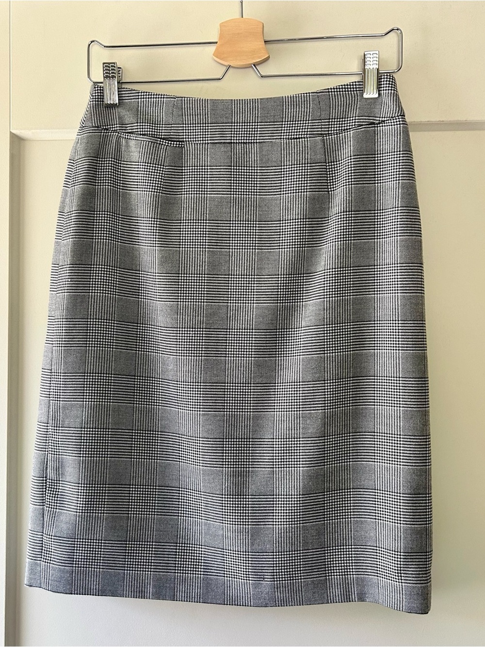 Calvin Klein Grey Plaid Pencil Skirt - Women's Classic Office Pencil size 4